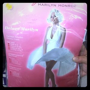 New Marilyn Monroe Halloween Costume